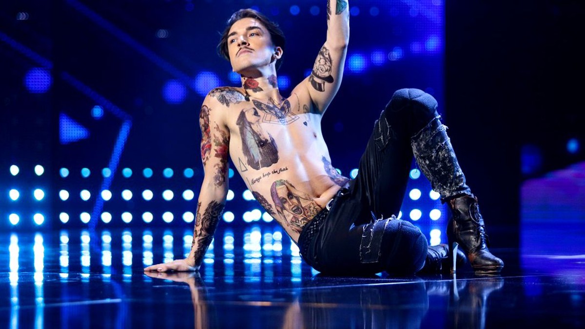 Cum i-a spus Emil Rengle, câștigătorul de la "Românii au talent", mamei sale că este bisexual. Cum a reacționat aceasta