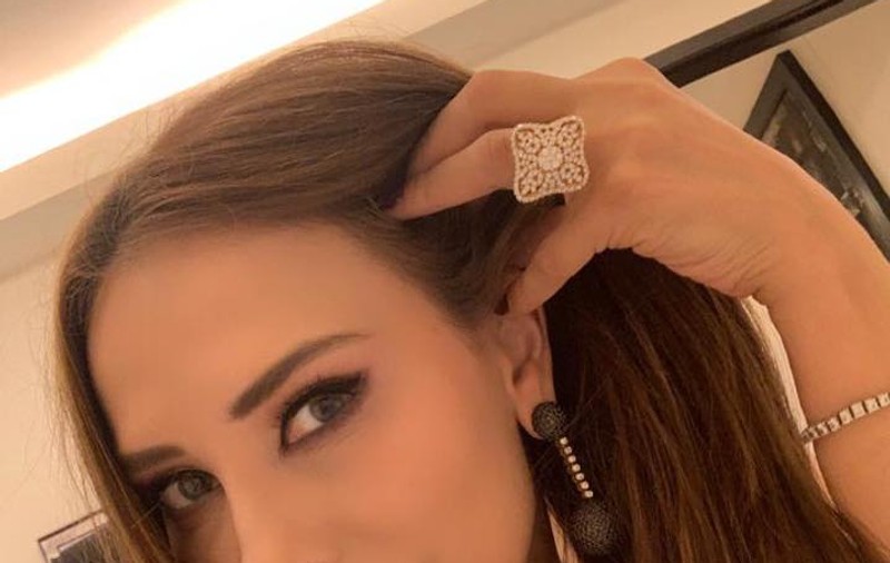 Carmen Harra și-a spus părera despre idila dintre Iulia Vântur și Salman Khan. "O relație mai mult de prietenie decât de iubire sau de căsătorie"