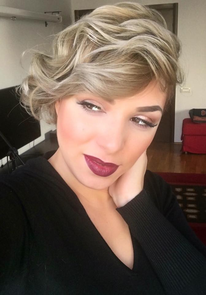 Sorana Darclee s-a tuns scurt, dar nu a fost suficient. Cum și-a vopsit părul