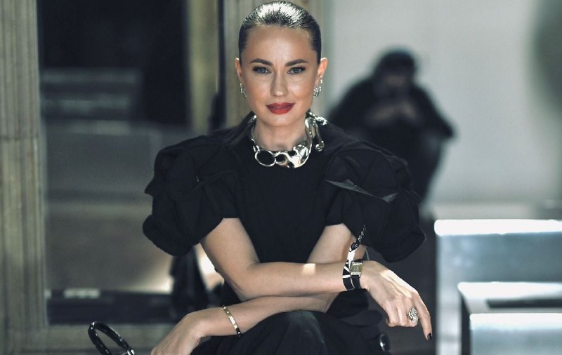 Roxana Voloșeniuc, redactor șef ELLE, a înmânat premiul pentru cele mai bune costume la Gala Gopo 2026