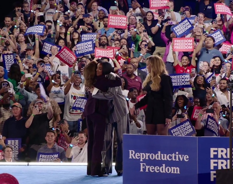 Cine este Kamala Harris, candidata democrată pentru Casa Albă și prima vicepreședintă din istoria SUA