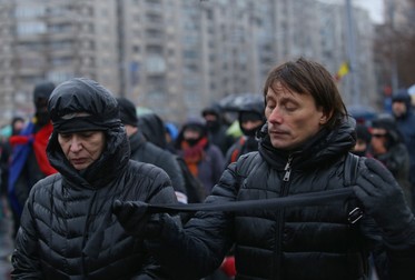 Oana Pellea și Marius Manole au ieșit în stradă