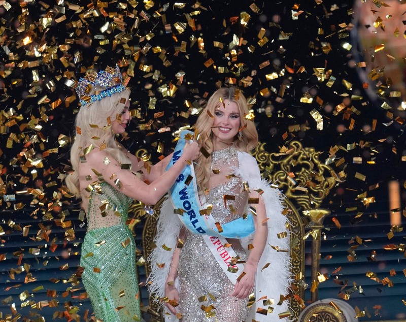 Miss World 2024 este din Cehia. Krystyna Pyszková, câștigătoarea titlului la 23 de ani - FOTO