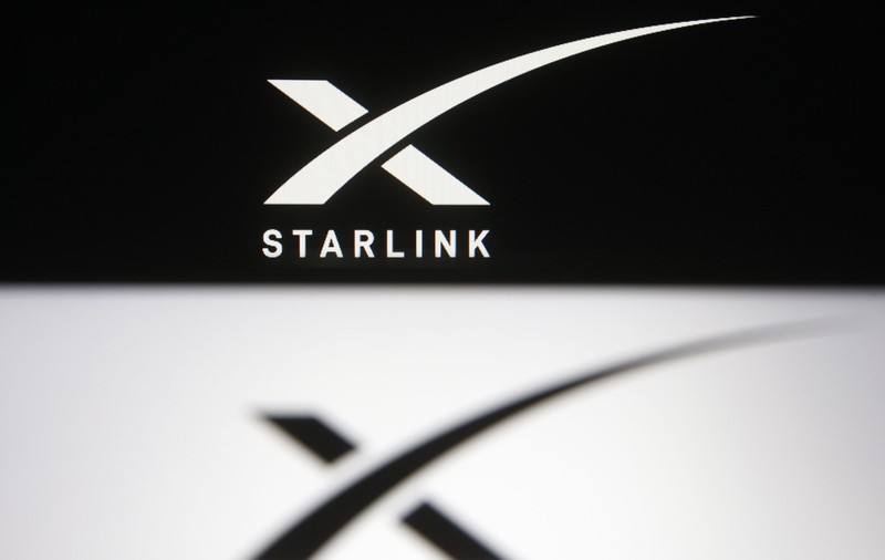 Echipamentul pentru internet prin satelit Starlink, oferit de Elon Musk, a ajuns în Ucraina, anunţă vicepremierul Fedorov
