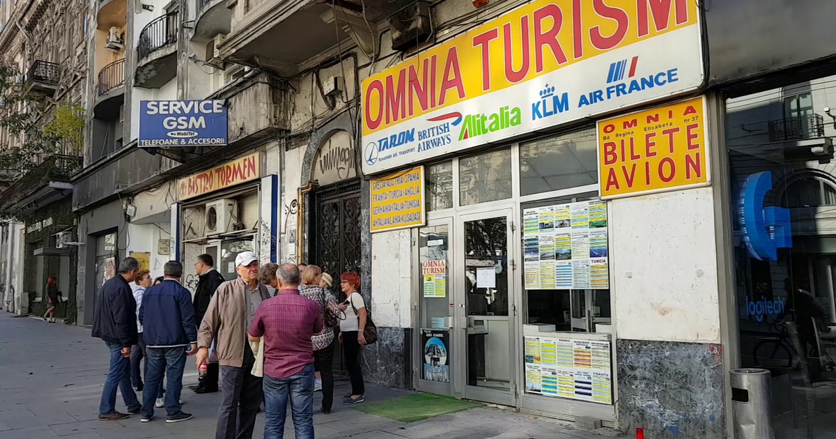 Clienții dau în judecată Omnia Turism şi Ministerul Turismului
