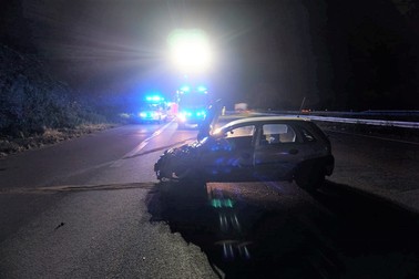 Opelul care a izbit mașina românului. Foto: Pompierii Ratingen