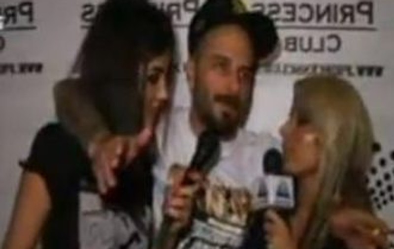 Video | Uzzi către două jurnaliste: "V-aş f**e pe amândouă!"