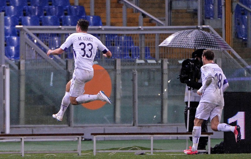 Zbor spre semifinalele Cupei Italiei! Mario Gomez a cucerit Roma, iar Fiorentina se pregătește de duelul cu Juventus / GALERIE FOTO