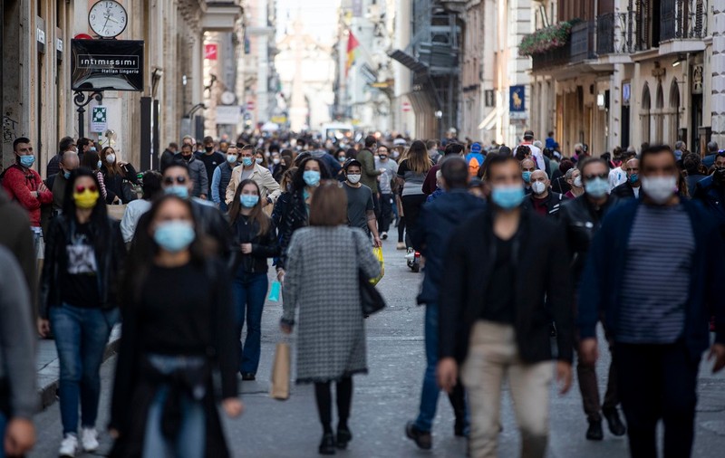 Număr fără precedent de infectări cu COVID-19 în Italia: Peste 34.000 de cazuri noi în ultimele 24 de ore