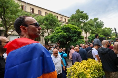 Protest organizat de un partid pro-rus în fața Comisiei Electorale Centrale Foto: Profimedia