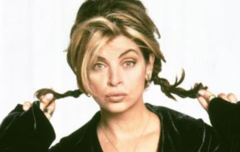 Kirstie Alley şi Demi Moore, război pe Twitter cu Perez Hilton