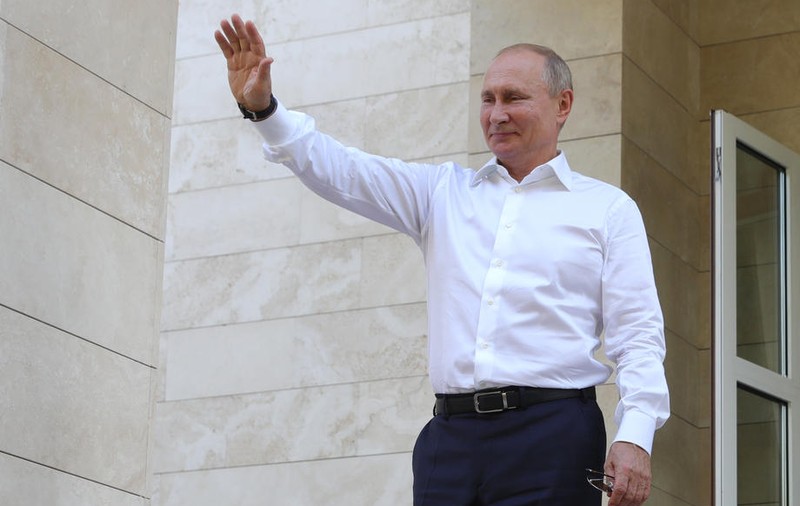 De ziua lui Vladimir Putin, marina rusă i-a făcut cadou un test reușit cu o rachetă hipersonică de croazieră. ”Este un mare eveniment”