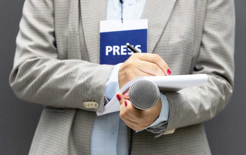 Jurnaliștii americani se plâng de starea presei, dar nu vor să renunțe la profesie. Ce cred ei că fac bine și unde nu este de acord publicul