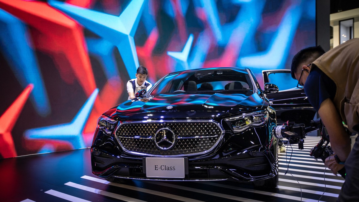 Mercedes-Benz E-Class, prezentat în cadrul Salonului Auto de la Bangkok.