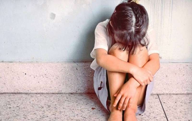 Copilă din România abuzată timp de cinci ani de un pensionar italian. Dezvăluiri îngrozitoare făcute de victimă