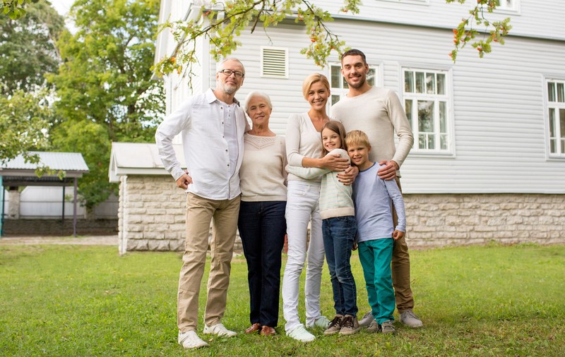 Familia tradițională, familia modernă și problemele lor. De ce nu mai rezistă căsătoriile ca pe vremea părinților sau bunicilor noștri