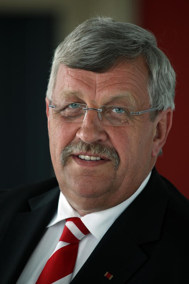 Walter Lübcke era un lider regional din cadrul Uniunii Creştin-Democrate (CDU), partidul cancelarului Angela Merkel