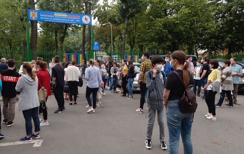 Examenul de evaluare naţională 2021 va avea o sesiune specială pentru elevii carantinați sau infectați cu COVID-19