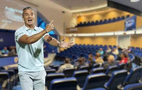 „Toți suntem proști și ne mâncăm între noi!”. Daniel Pancu, discurs manifest despre antrenorii români