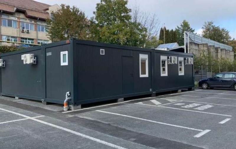 Sibiu, județul cu cea mai mare rată de infectare din România, are un aparat de testare PCR care stă nefolosit din cauze birocratice