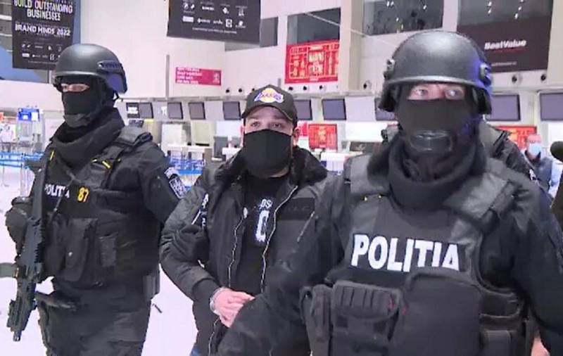 Interlopul Lindon Duduianu a chemat mascații la Otopeni, ca să-l aresteze când aterizează. A zburat din Anglia ca să se predea