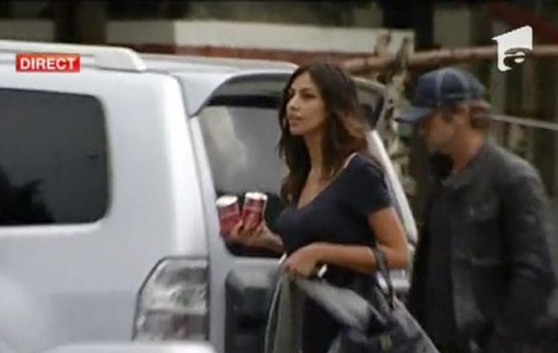 PRIMELE IMAGINI CU GERARD BUTLER ÎN ROMÂNIA! Uite pe UNDE ÎL PLIMBĂ MĂDĂLINA GHENEA!