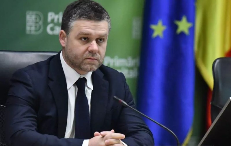 2.000 de apartamente din Sectorul 6 au peste patru mașini înregistrate fiecare. Lunga listă de nereguli din administrație