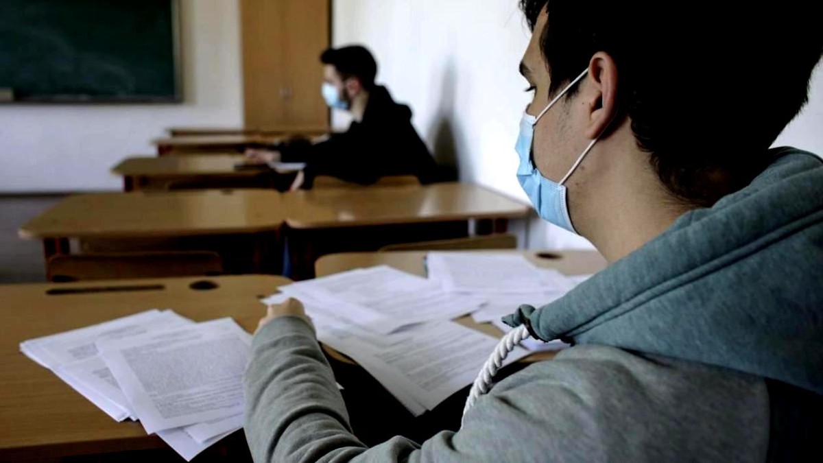VIDEO Subiecte BAC Matematică - sesiunea de toamnă 2021. Ce le-a picat elevilor la matematică la Bacalaureat