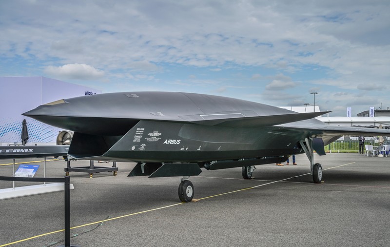 Airbus a prezentat noua dronă de luptă Wingman la o expoziție aerospațială de la Berlin