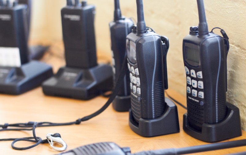 Cetățean maghiaro-spaniol, condamnat în SUA pentru că a vrut să ducă ilegal stații radio în Rusia. Bărbatul avea domiciliul în Emiratele Arabe Unite