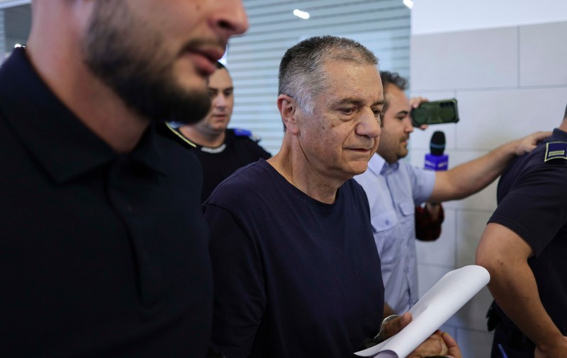 Ionuț Costea, cumnatul lui Mircea Geoană, a fost adus astăzi în țară din Turcia. Este condamnat la 6 ani de închisoare