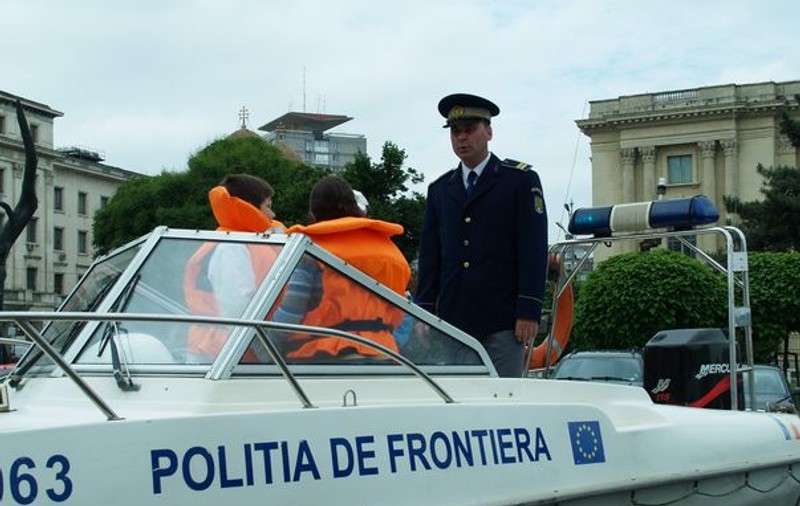 Copiii s-au dat în bărci la "Interne"