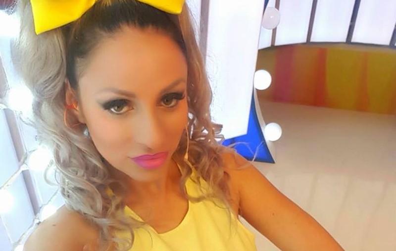 Ce ținute poartă fetița Sânzianei Buruiană. E fashion-istă de mică | FOTO