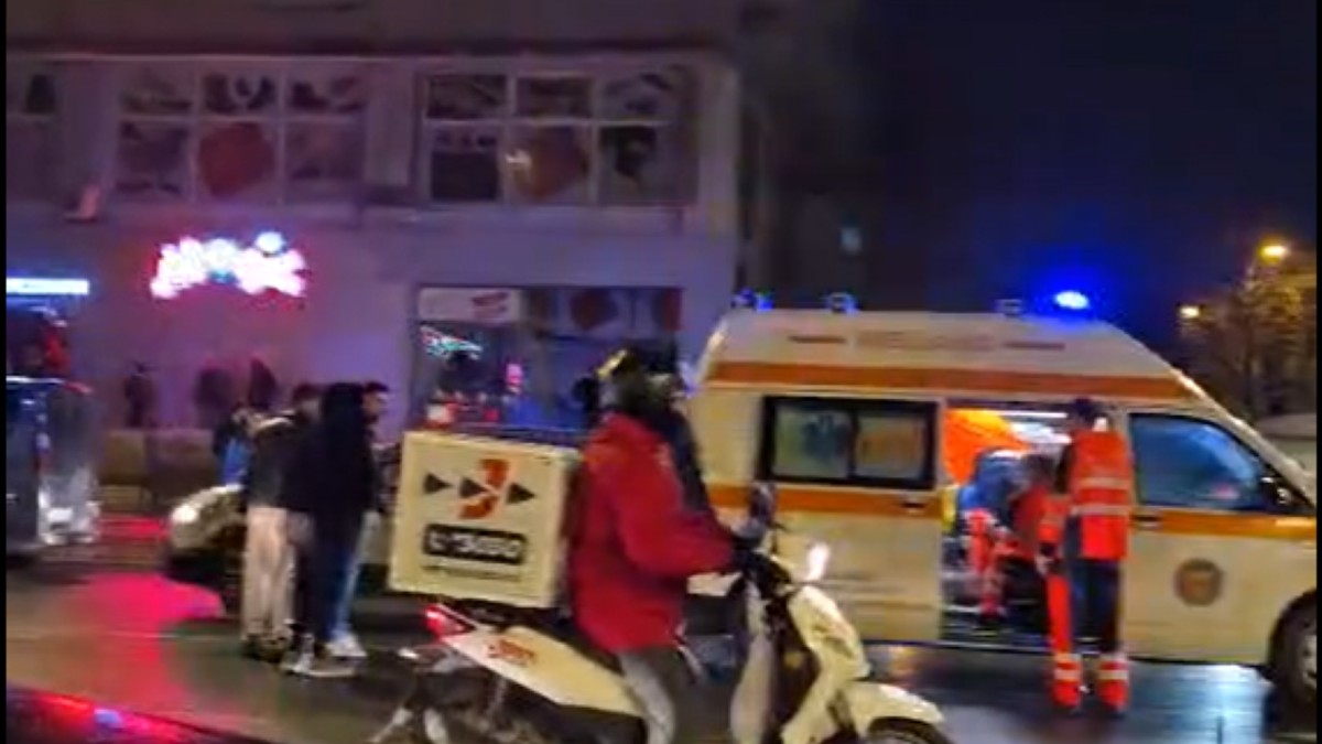 Ambulanțe sosite la locul accidentului produs în Constanța.