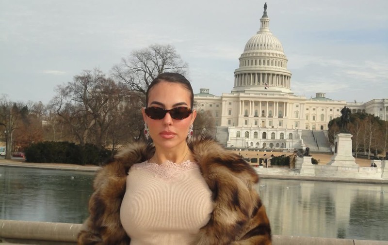 Georgina Rodriguez, cu avionul privat, haine de lux și bijuterii prețioase, la premiera documentarului Melaniei Trump. Cum s-a afișat