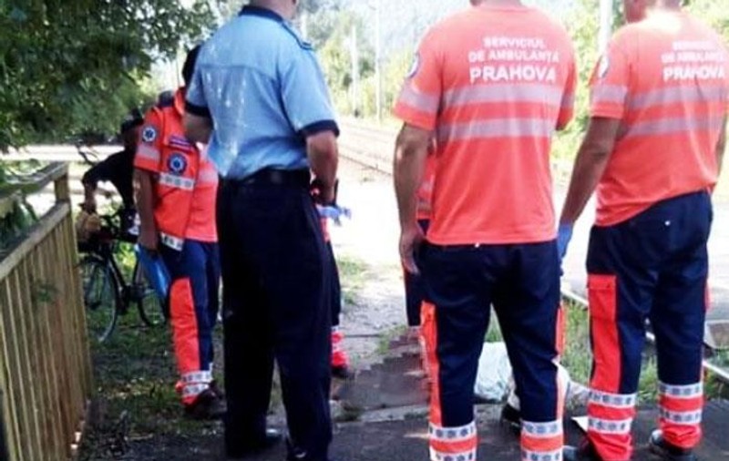 Un bătrân a fost călcat de tren în apropiere de gara Câmpina. Era surd și n-a auzit semnalele!