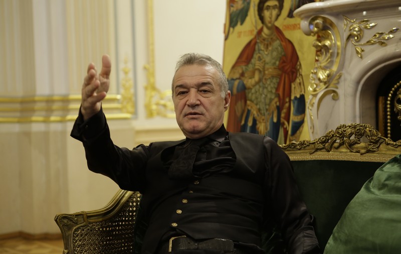 ”Antrenorul” Gigi Becali. ”Oricine ar fi în locul lui, ar proceda la fel”