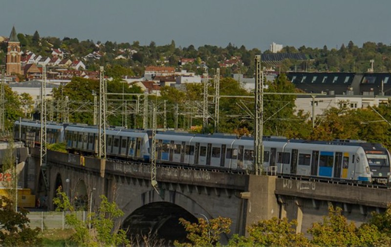 Un conductor de tren beat a fost reținut de poliție, la Stuttgart. Ce alcoolemie avea