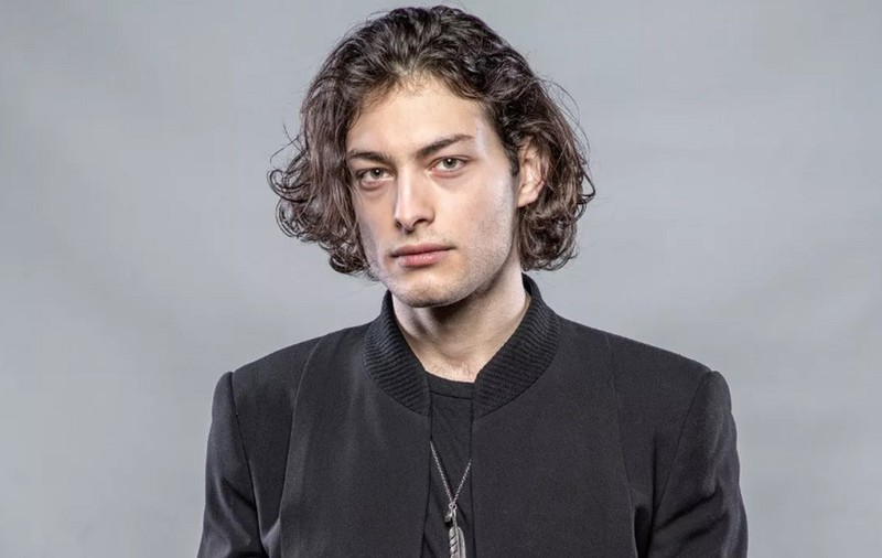 Toto, fiul lui Ilie Dumitrescu, se gândește să plece definitiv din România. Cum se descurcă cu banii din actorie: „Nu am suportul financiar din partea familiei”