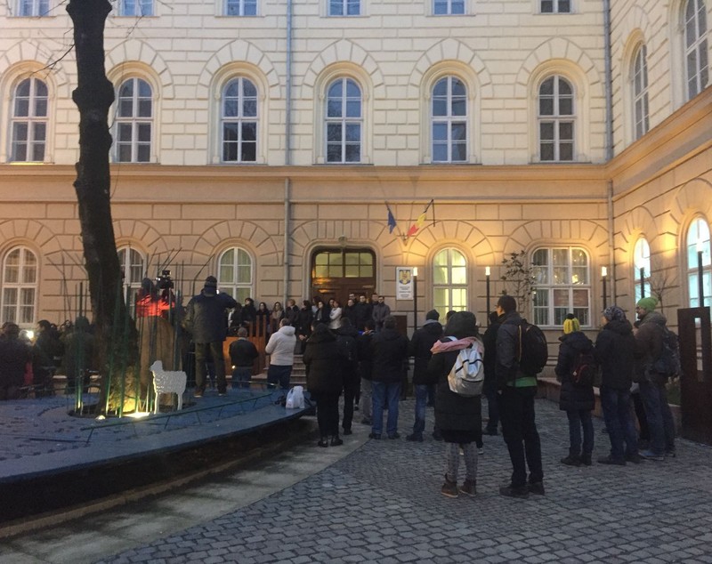FOTO/VIDEO| Sute de magistrați au protestat în orașe din țară, nemulțumiți de modificările la legile justiției
