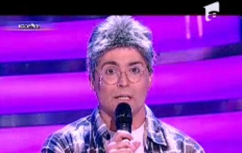 Pepe s-a transformat în Dan Teodorescu la "Te cunosc de undeva". Uite cum a cântat "Ești iubibilă"!