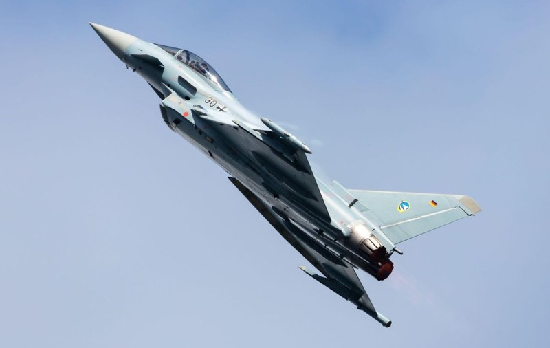 Alertă NATO: două avioane germane au interceptat un avion de recunoaștere rus cu transponderul oprit, deasupra Mării Baltice