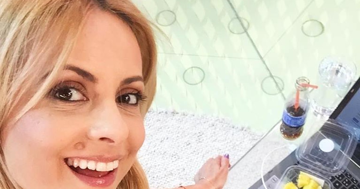 Cum s-a îmbrăcat Simona Gherghe la căsătoria Ionelei Năstase cu Vlad Petreanu