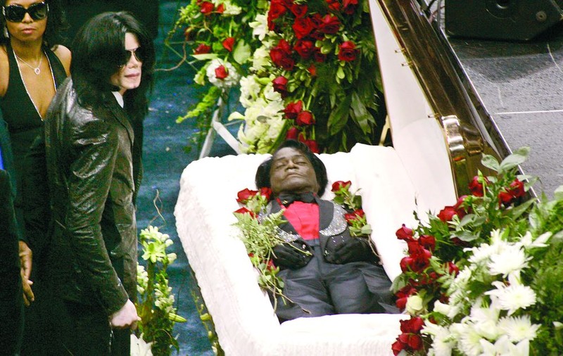James Brown, ucis de medicul lui Michael?