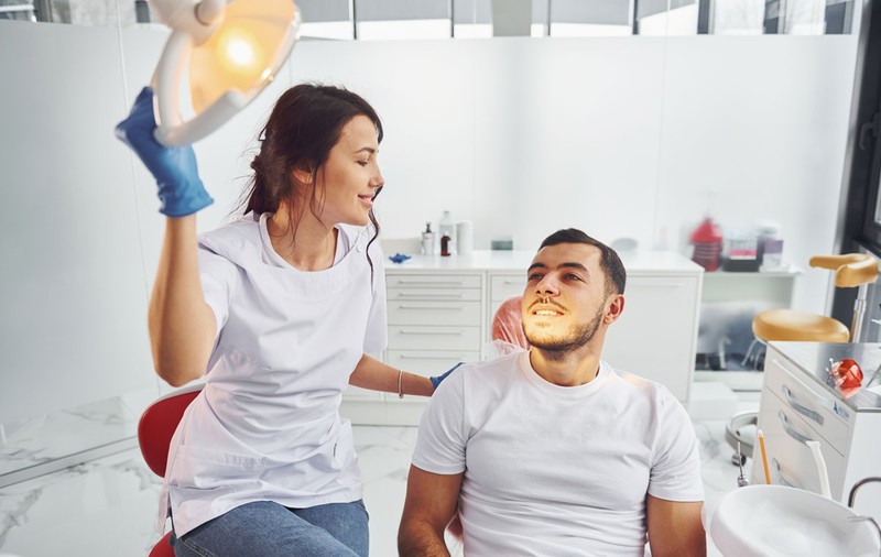 Tratamente estetice dentare: Cum sa ai un zâmbet de Hollywood