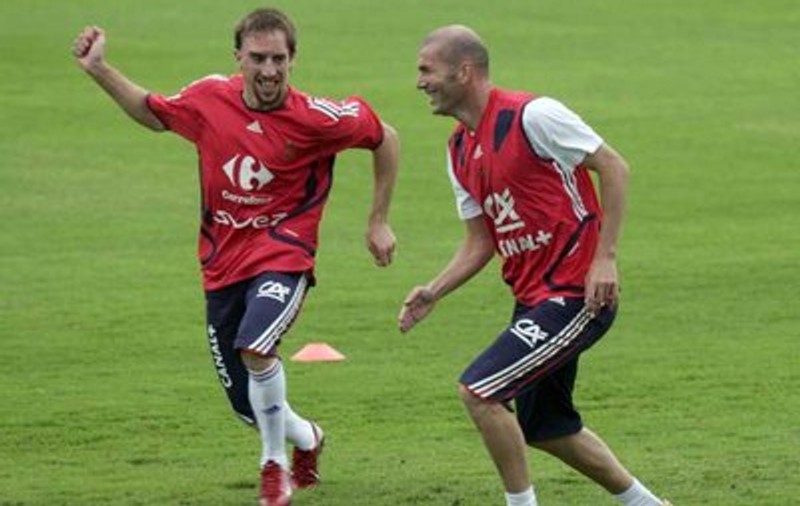 Zidane: "Ribery este peste Messi şi Ronaldo"