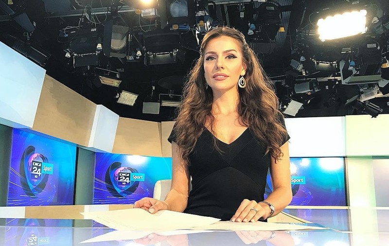Ce mesaje primește prezentatoarea Simona Țăranu de la fotbaliști: „Bestia întotdeauna se comportă frumos și își vede interesul, nu?”
