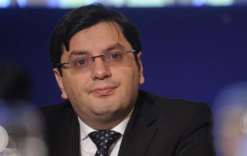 Nicolae Bănicioiu: "Să mă întrebe cineva dacă sunt morţii ascunşi prin spitale..."