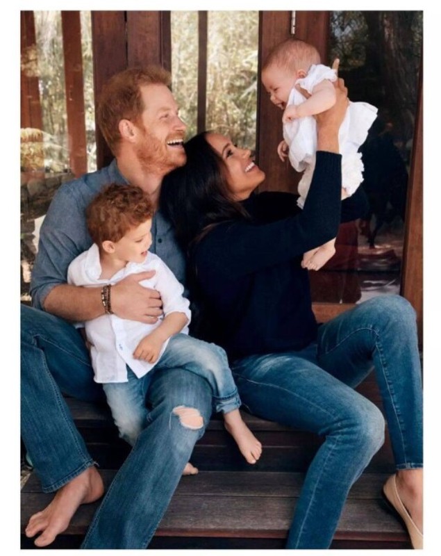 Harry şi Meghan Markle au botezat-o pe Lilibet, fiica lor, în California. Au invitat și familia regală la eveniment