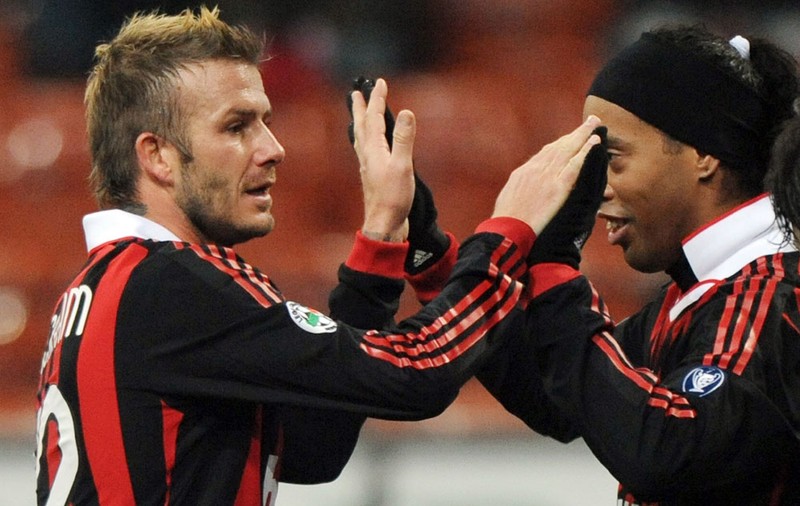 Ronaldinho s-a transferat la Flamengo / Beckham a ajuns la Tottenham